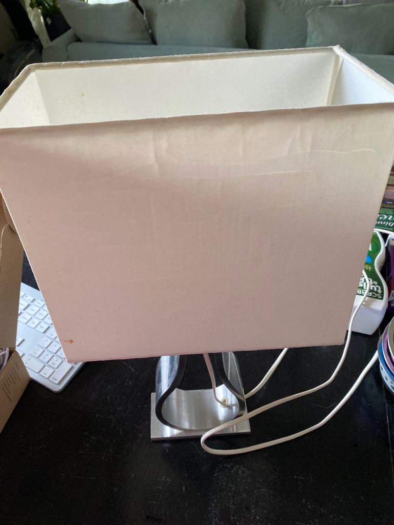 White Square Table Lamp – Good Condition