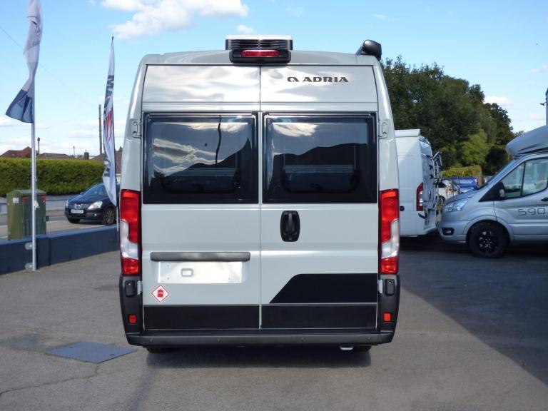 Adria Twin Supreme 640 SLB DIESEL AUTOMATIC 2025