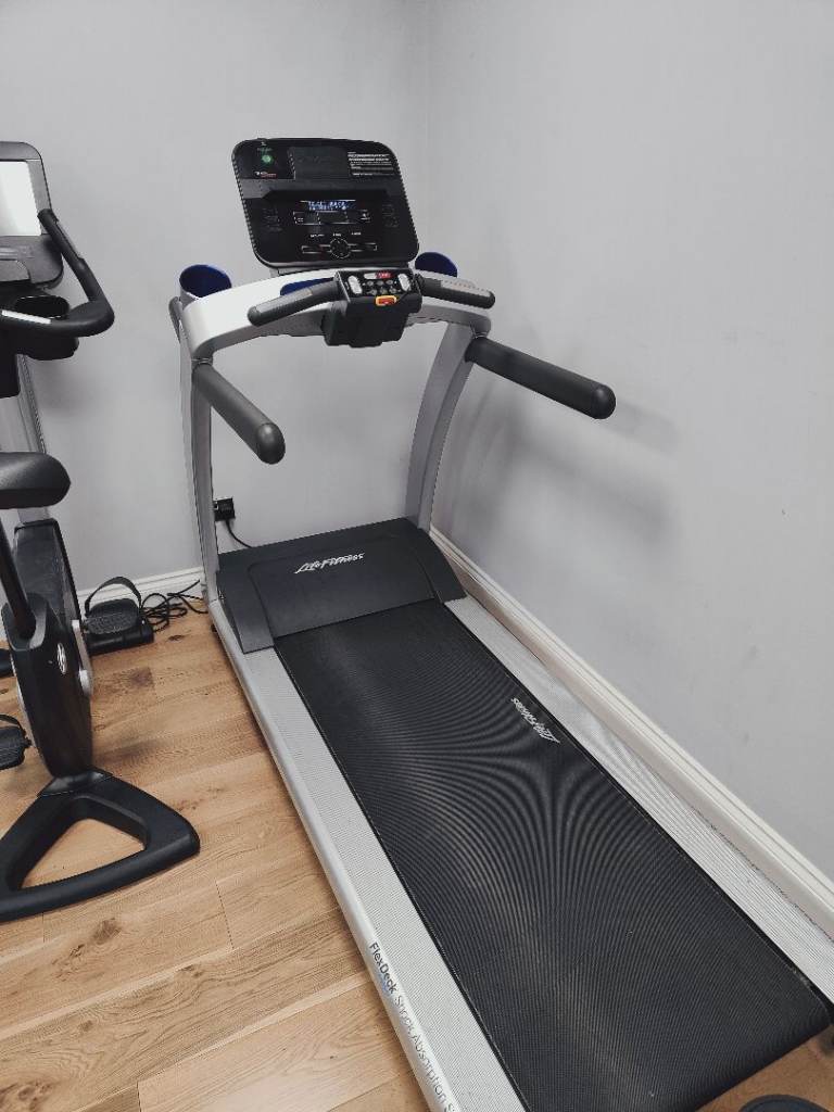 Life Fitness T5 treadmill