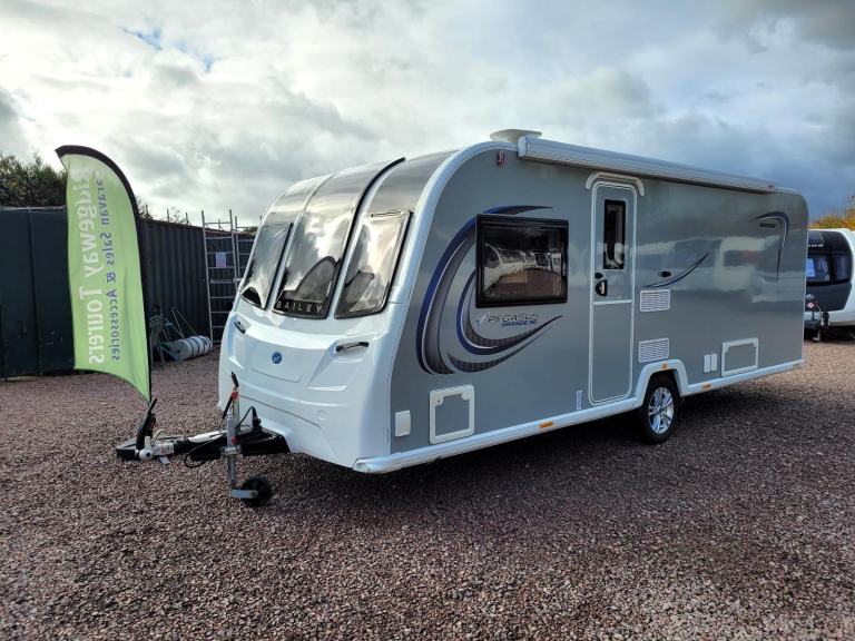 Bailey Pegasus Grande SE Brindisi 2023 Single Axle 4 Berth - 8FT Wide, Fixed Bed