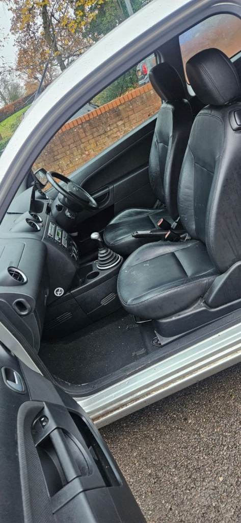 Ford, FIESTA, Hatchback, 2004, Manual, 1388 (cc), 3 doors