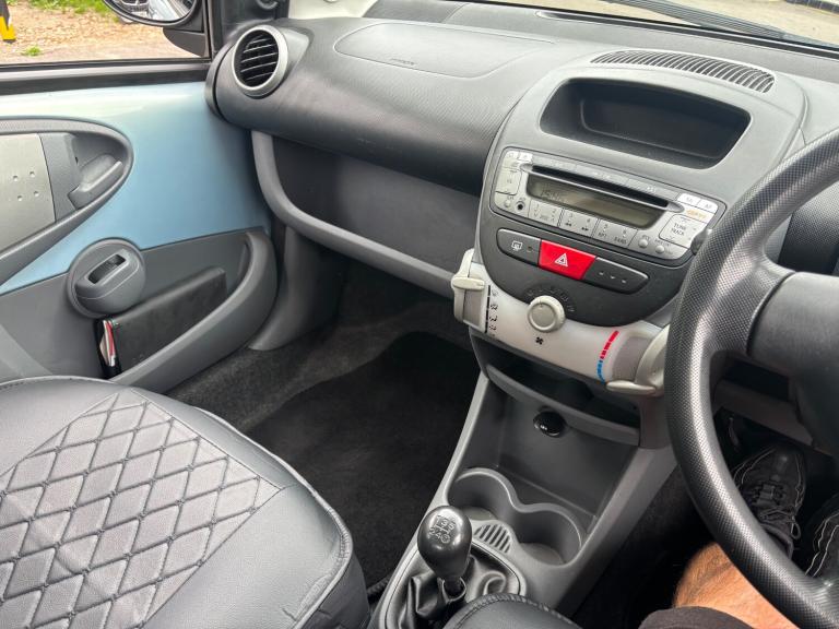 2005 Toyota AYGO 1.0 VVT-i + 5dr HATCHBACK Petrol Manual