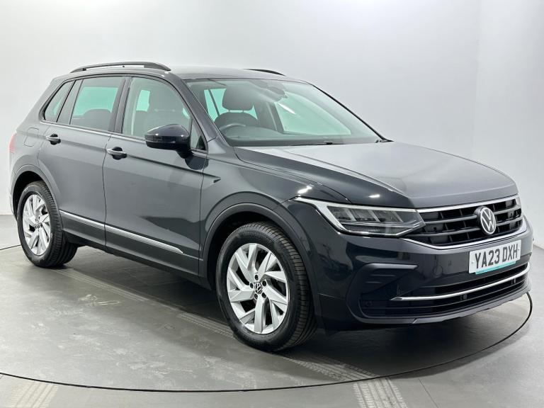 2023 Volkswagen Tiguan 2.0 TDI Life Euro 6 (s/s) 5dr ESTATE Diesel Manual