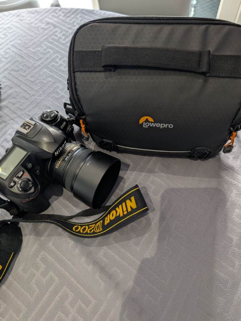 Nikon d200 dslr with Nikkor 50mm prime lens.