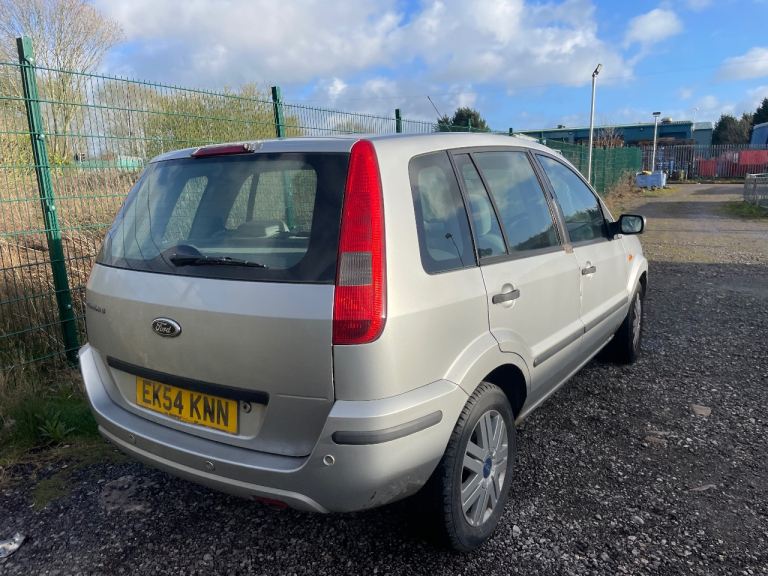 FORD FUSION 1.6 PETROL 54 REG SILVER 5 DOOR GENUINE 72313 MOT DECEMBER 28TH 2026 LOW INSURANCE