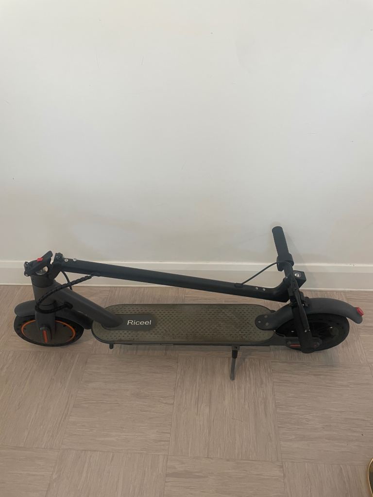 Riceel Electric Scooter – £50£
