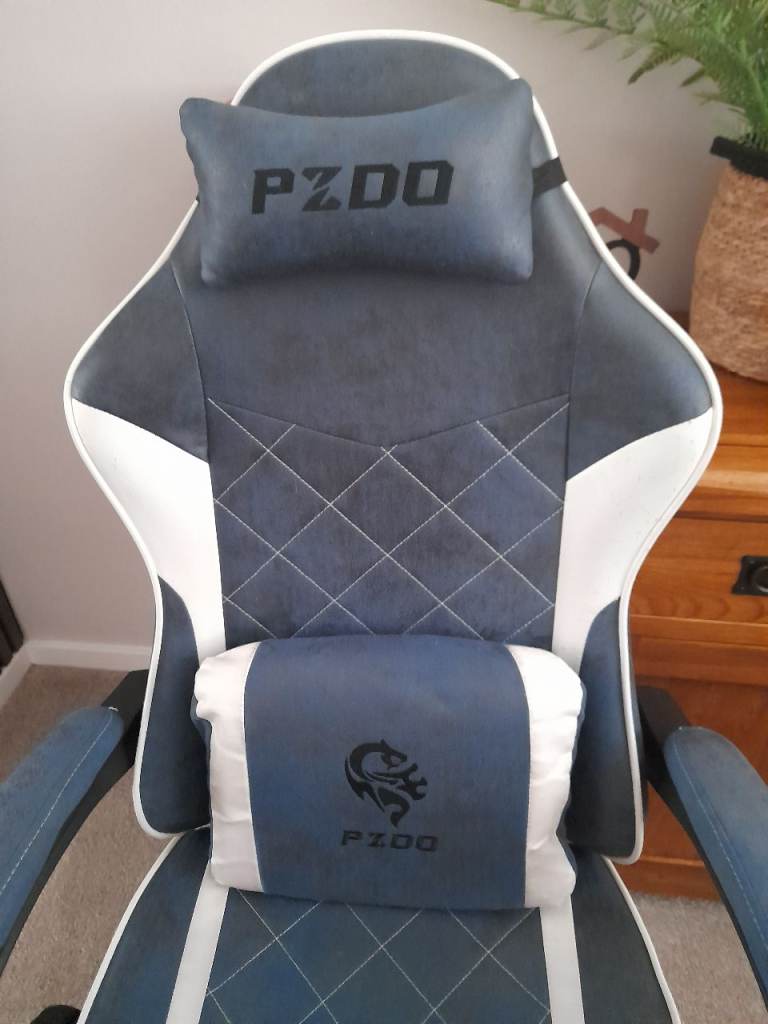 PZDO Gaming Chair with Footrest – Blue and White, Good Condition, £65. ...