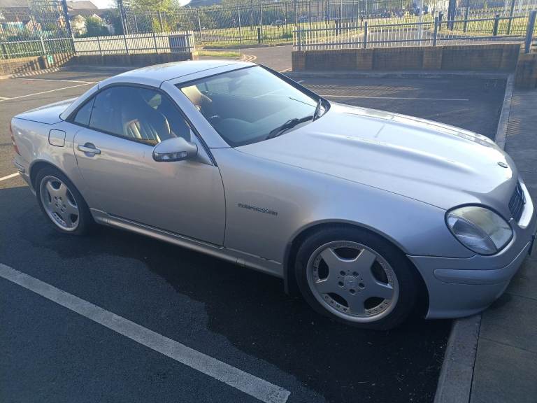 Mercedes-Benz, Roadster - SLK, Convertible, Manual, 2 door, silver