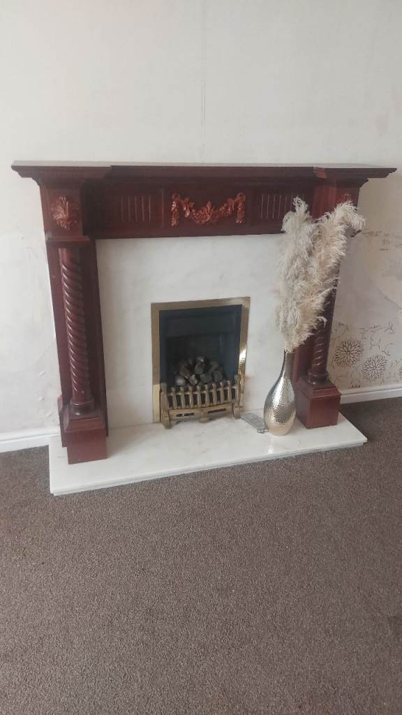Wooden Fireplace Surround with Marble Hearth – Good Condition