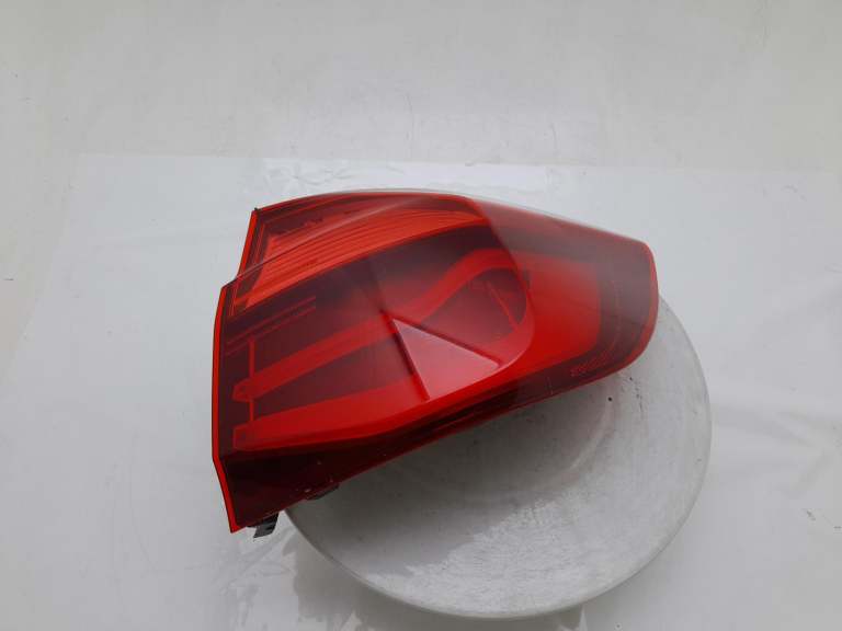 Bmw 3 Series Tail Light Rear Lamp O/S 2015-2019 5 Door Estate Rh