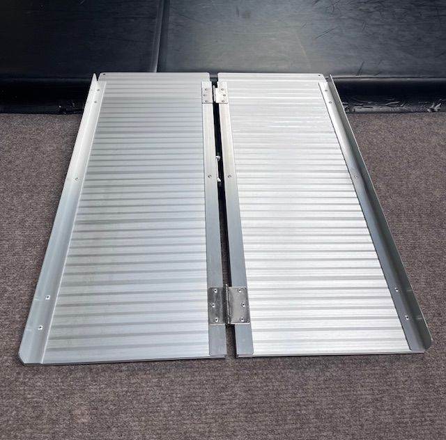 Folding wheelchair ramp 3ft