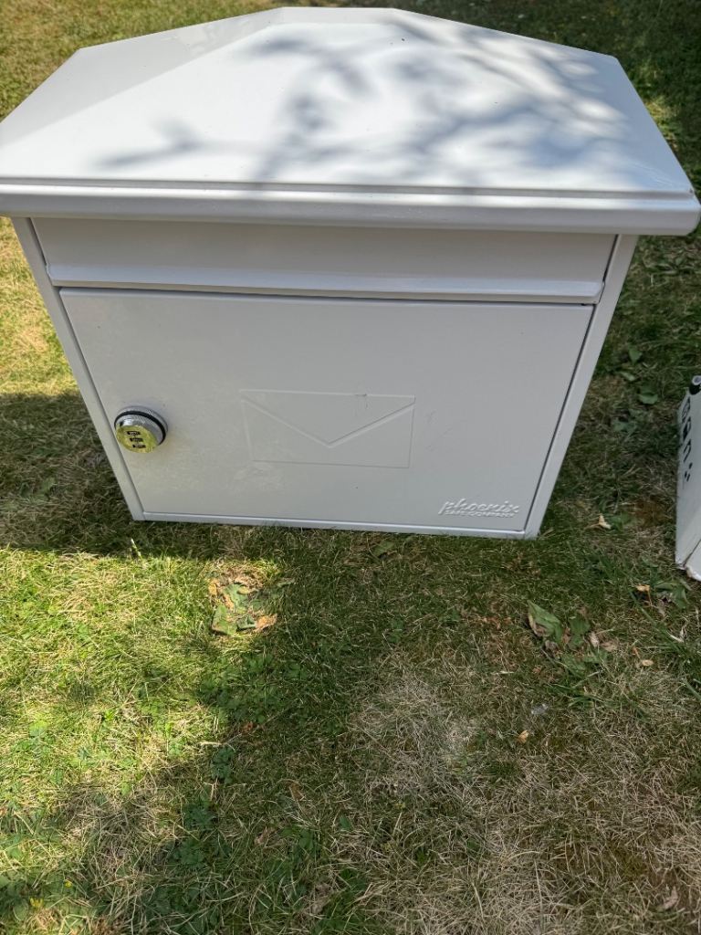 2x New Phoenix Post Box MBO115KB/KG/KW – White, Unused