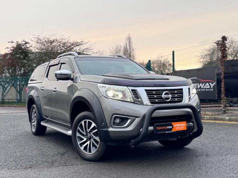 2017 Nissan Navara Double Cab Pick Up Tekna 2.3dCi 190 4WD Auto PICK UP DIESEL Automatic