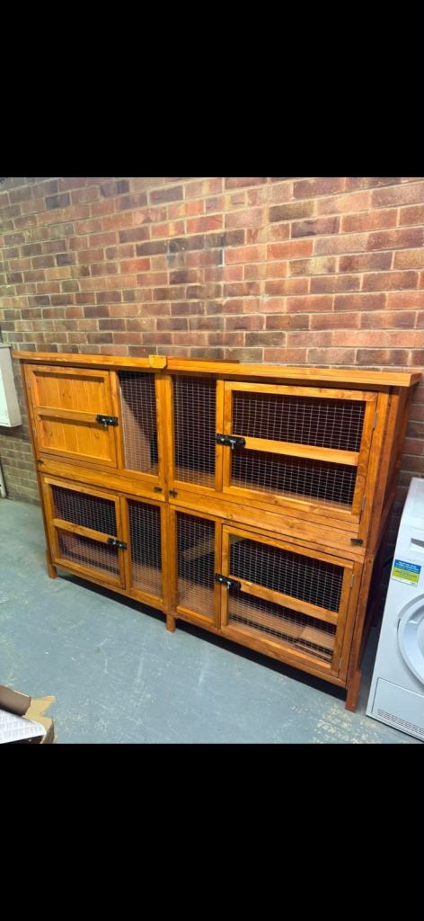 6 ft Chartwell Double Rabbit Hutch