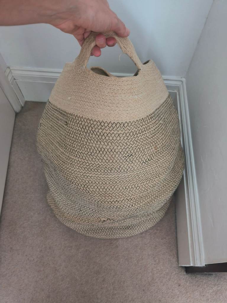 Large laundry 