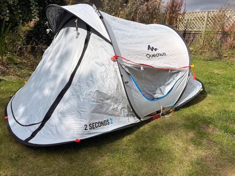 Quechua 2 Seconds 2 Man Pop-Up Tent with Self-Inflating Mats