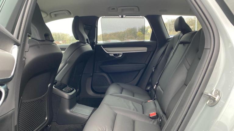 2025 Volvo V90 2.0 T6 [350] PHEV Plus Dark 5dr AWD Auto ESTATE PETROL/ELECTRIC Automatic