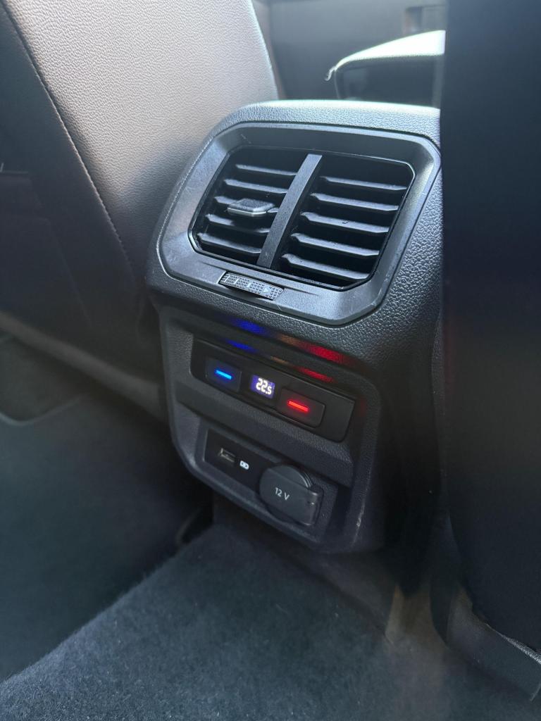 2018 Volkswagen Tiguan 2.0 TDi 190 4Motion R-Line 5dr DSG ESTATE DIESEL Automatic