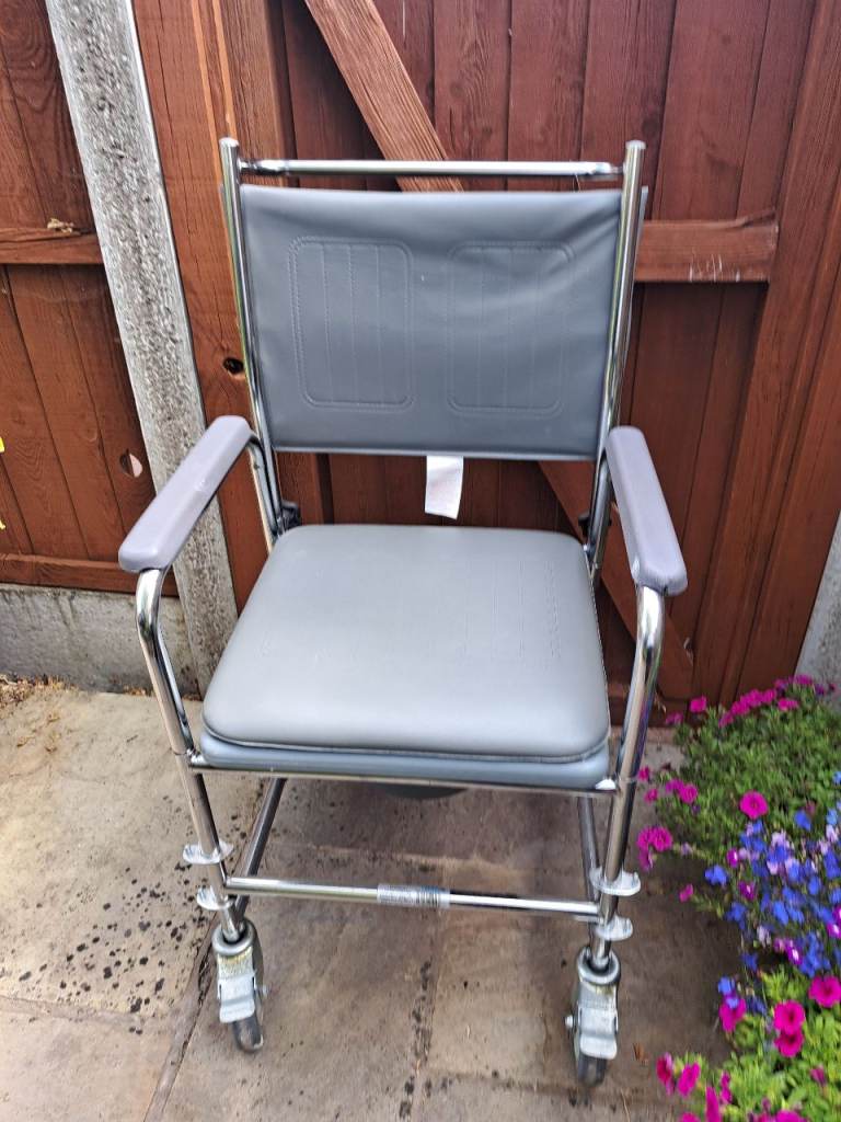 Commode Shower Chair with Wheels – Good Condition