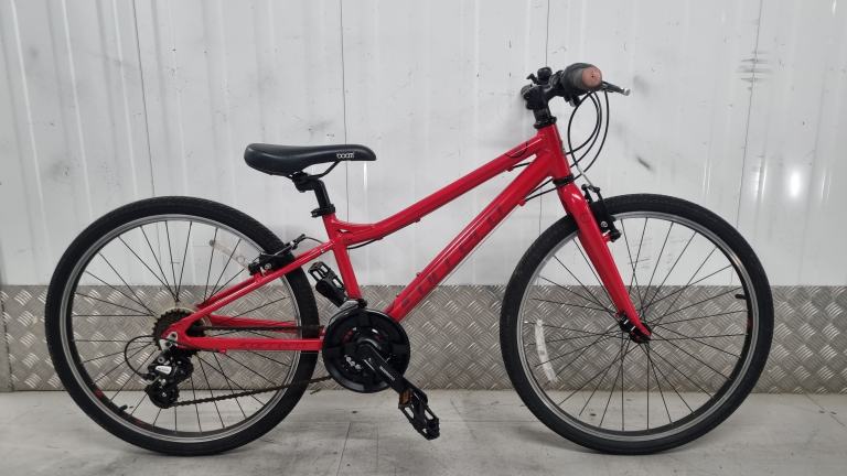 Kids 24 inch wheel Carrera Saruna mint condition £130, part exchange possible too 