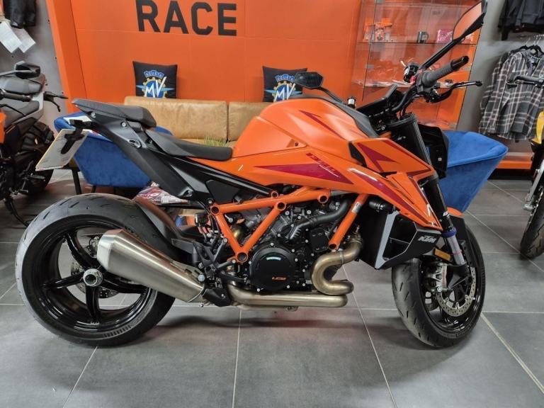 KTM 1390 Superduke R Evo. Last One ion shop.