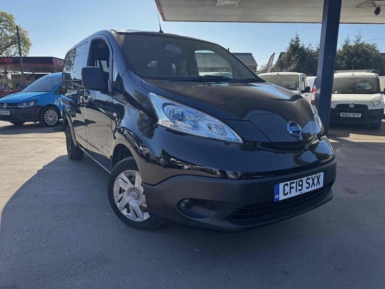 2019 Nissan e-NV200 40kWh Acenta Combi Van Double Cab 5dr Electric Auto (5 Seat, Quick Charge) Co...