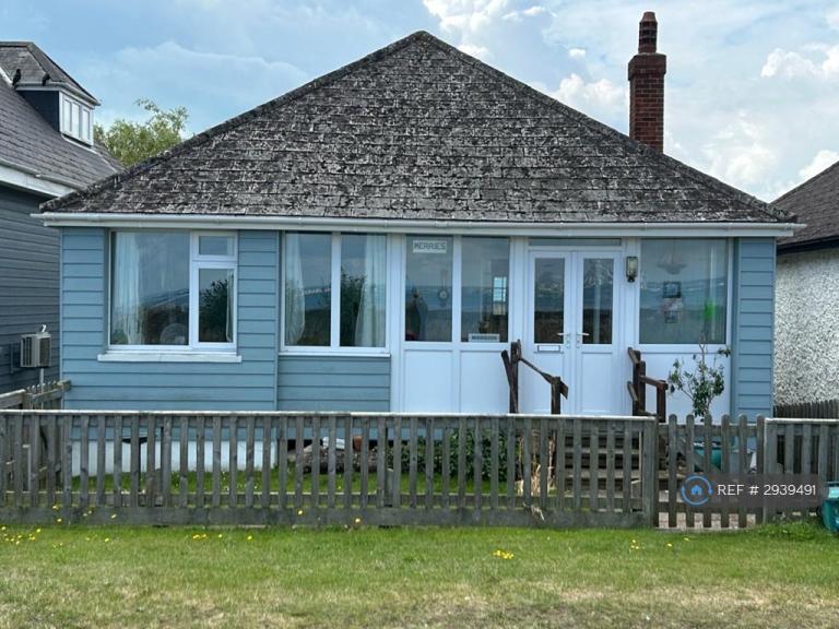3 bedroom house in Duver Road, Seaview, PO34 (3 bed) (#2939491)