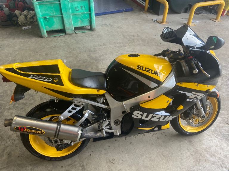 Suzuki, GSX-R, 2001, 749 (cc)