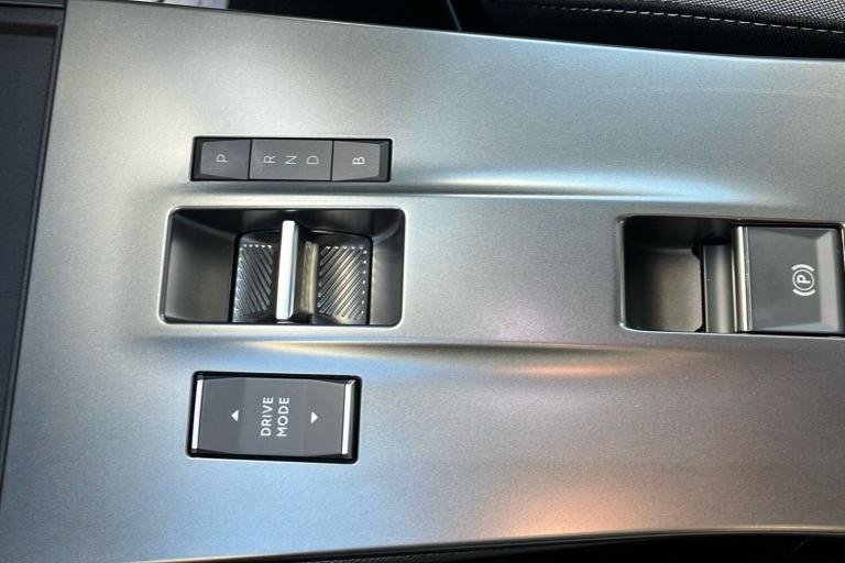  Vauxhall Mokka Electric 54kwh Design Suv 5dr Electric Auto 156 Ps Electric