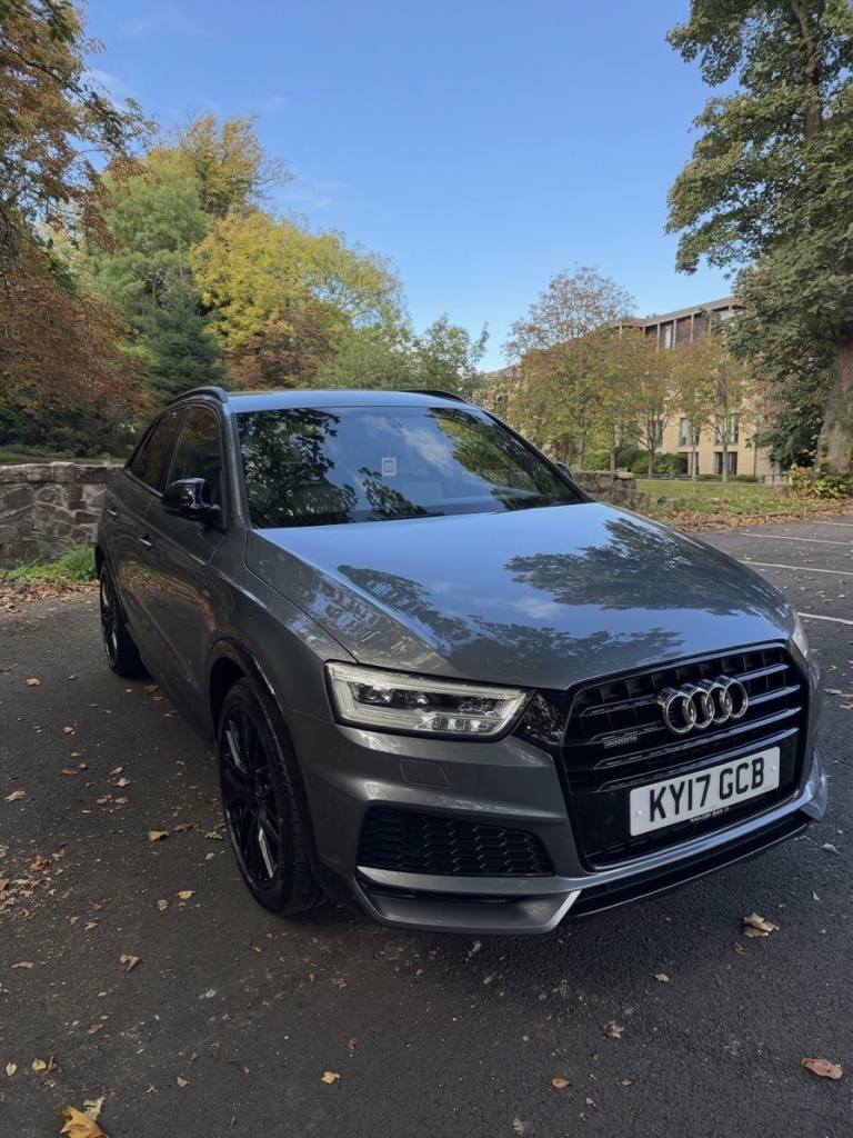 Audi Q3 S-Line Black Edition Quattro TFSI S-Tronic.