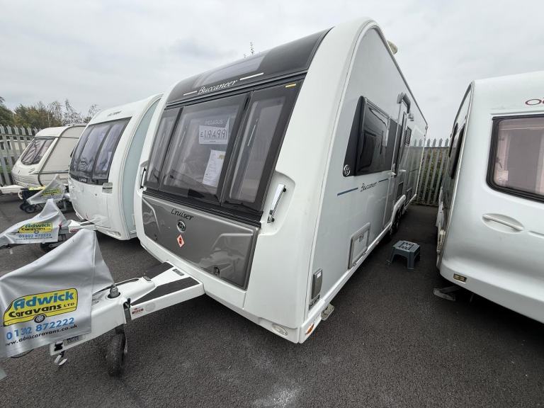 Buccaneer Cruiser Twin Axle Transverse Island Bed Full Rear Bathroom
