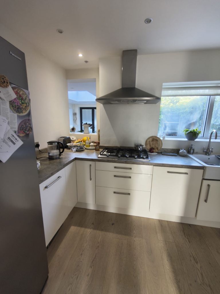 Kitchen units