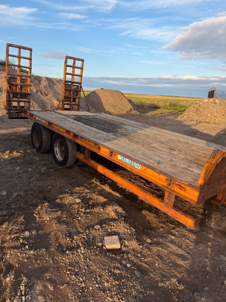 Cheiftain 19 ton lowloader 