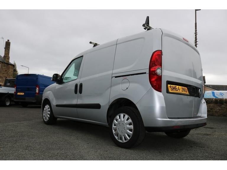 2015 VAUXHALL COMBO SPORTIVE CREWCAB *NO VAT* LOW MILES SUPERB CONDITION partner