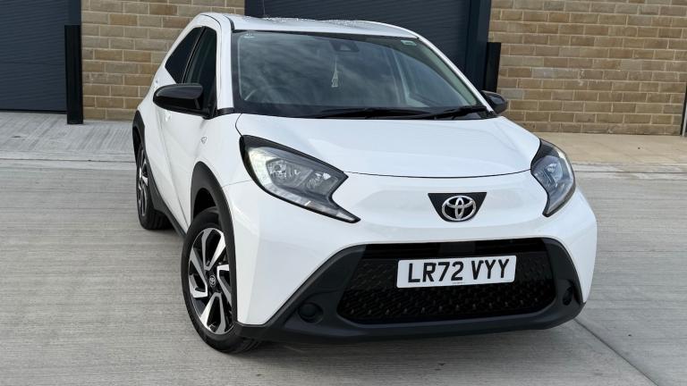 2022 Toyota Aygo X 1.0 VVT-i PURE AUTO 5DR +REV CAMERA+LANE ASSIST+ LOW MILES HATCHBACK Petrol Au...