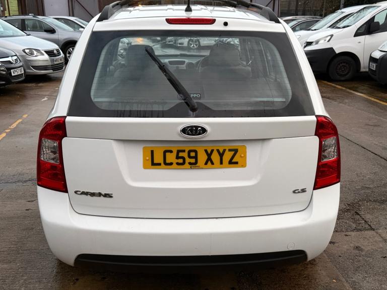 2009 Kia Carens 2.0 GS 5dr MPV Petrol Manual