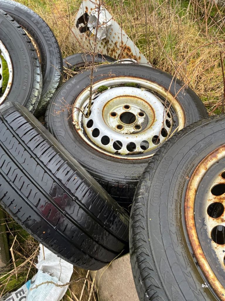 VW transporter t5 steel rims and tyres x10