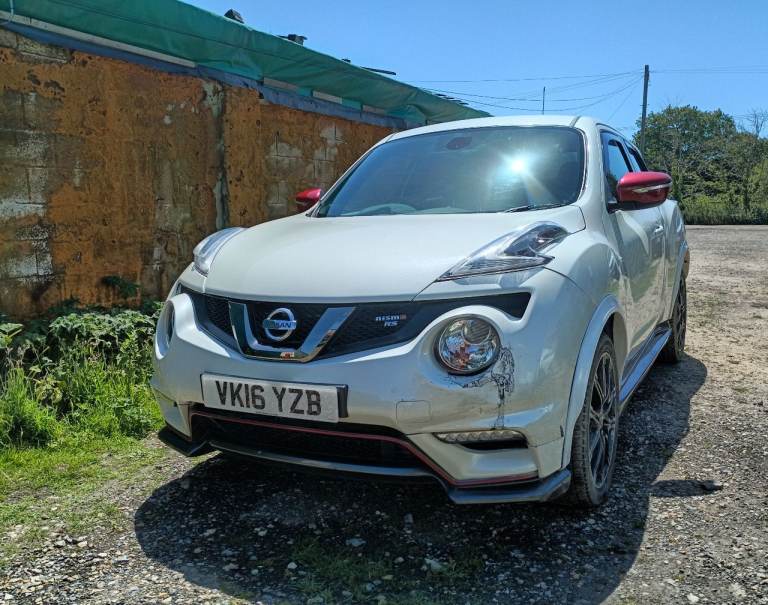 Nissan, Juke Nismo RS, Hatchback, 2016, Manual, 1618 (cc), 5 doors