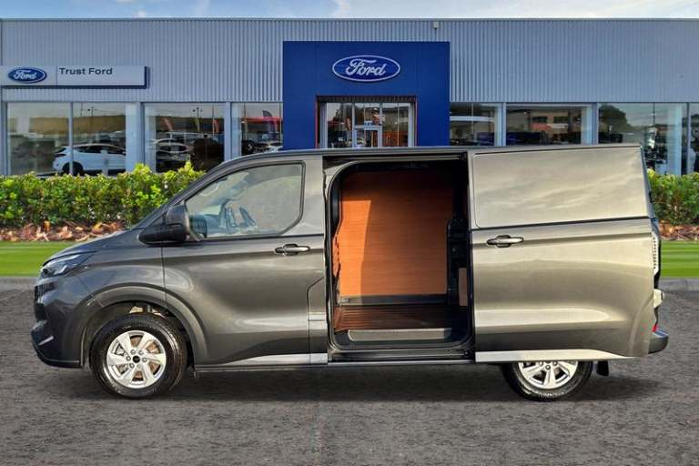 2025 Ford Transit Custom 280 Limited L1 SWB FWD 2.0 EcoBlue 136ps Low Roof, HEATED FRONT SEATS &a...