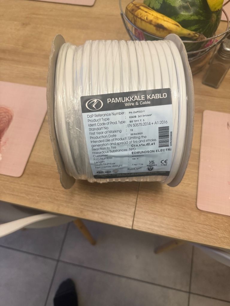 2.5mm/6mm/1.5mm 3 core 100m twin and earth lsf