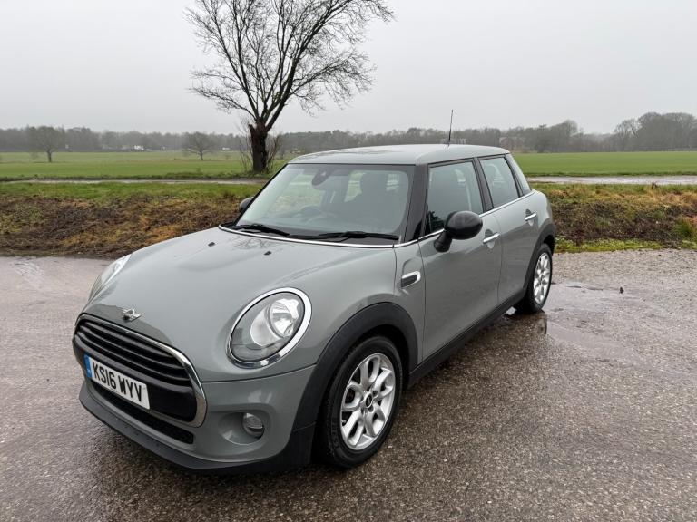 2016 MINI Hatch 1.5 Cooper 5dr Auto HATCHBACK Petrol Automatic