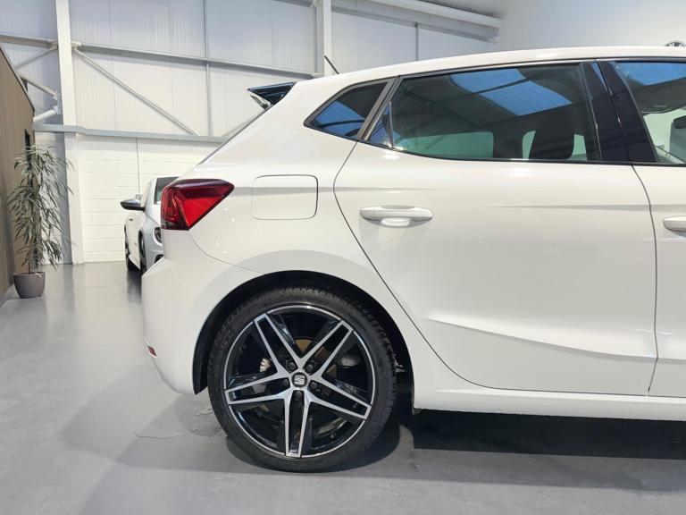 2018 SEAT Ibiza 1.5 TSI EVO FR Euro 6 (s/s) 5dr HATCHBACK Petrol Manual
