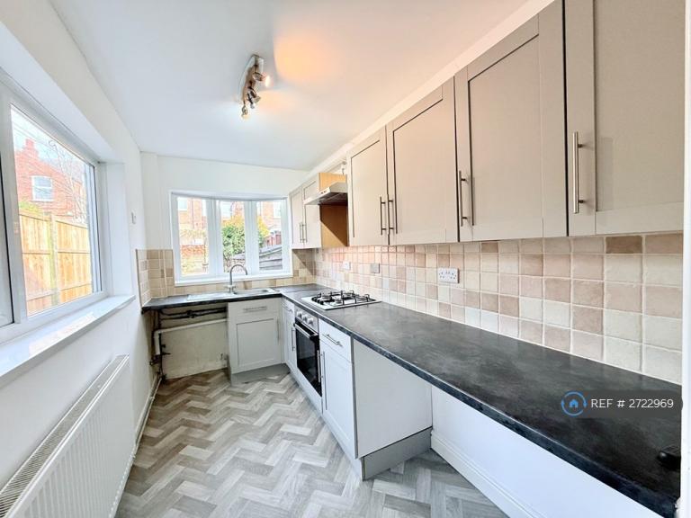 2 bedroom house in Ena Avenue, Nottingham, NG2 (2 bed) (#2722969)