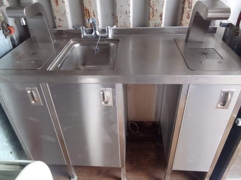 Catering equipment commercial stainless steel sinks basins potwash restaurant kitchen trailer items 