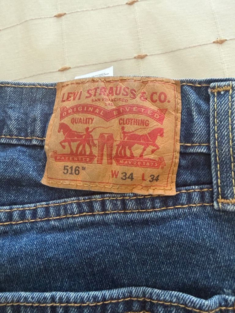 Men’s Levi Jeans 