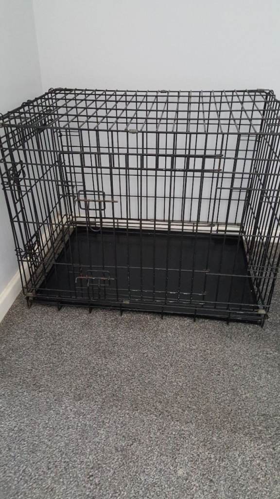 Dog cage £10