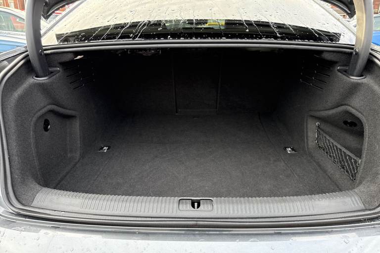 2020 Audi A4 2.0 TFSI 35 S line S Tronic Euro 6 (s/s) 4dr Saloon PETROL Automatic