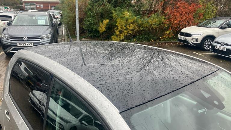 2022 Volkswagen up! 1.0 65PS R-Line 5dr HATCHBACK PETROL Manual