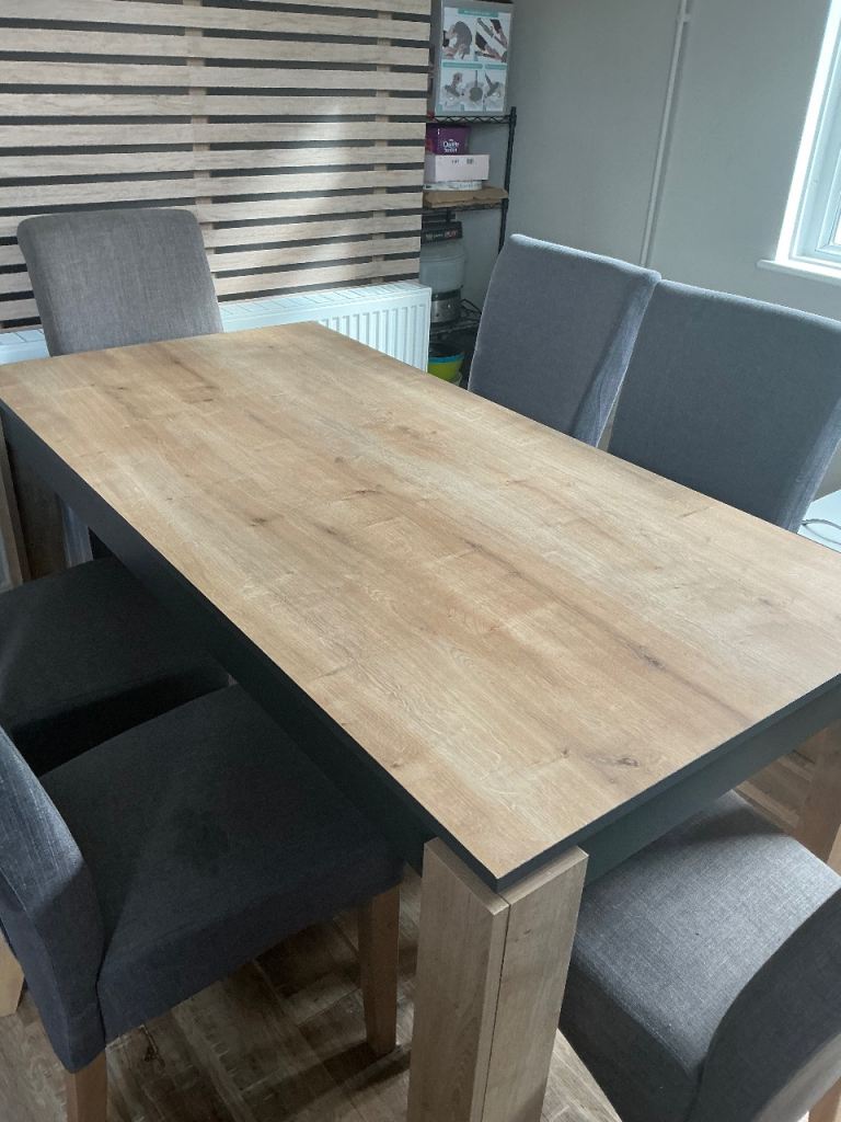 Modern Wooden Dining Table and Grey Chairs Set