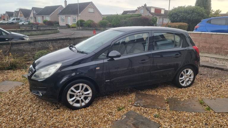 2007 corsa, 1.4 petrol, 1 years mot, 60k miles